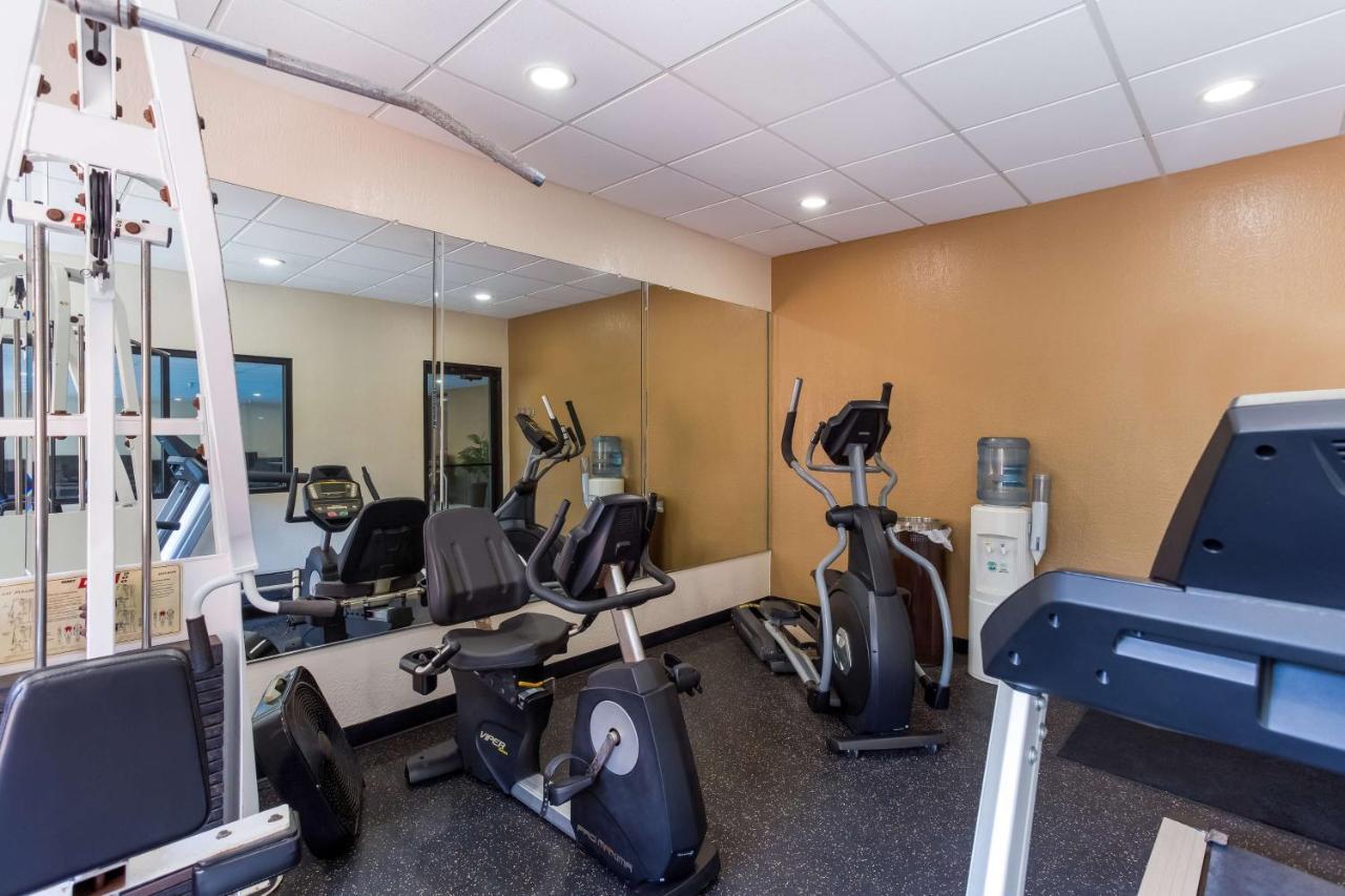 Best Western Logan Inn Chapmanville Bagian luar foto