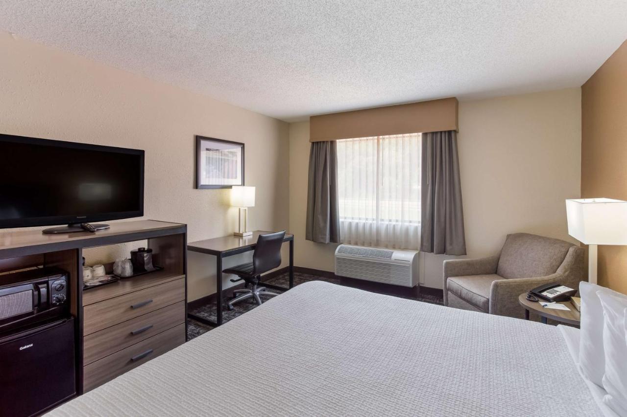 Best Western Logan Inn Chapmanville Bagian luar foto
