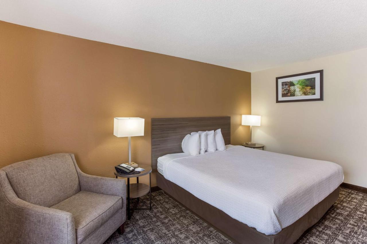 Best Western Logan Inn Chapmanville Bagian luar foto